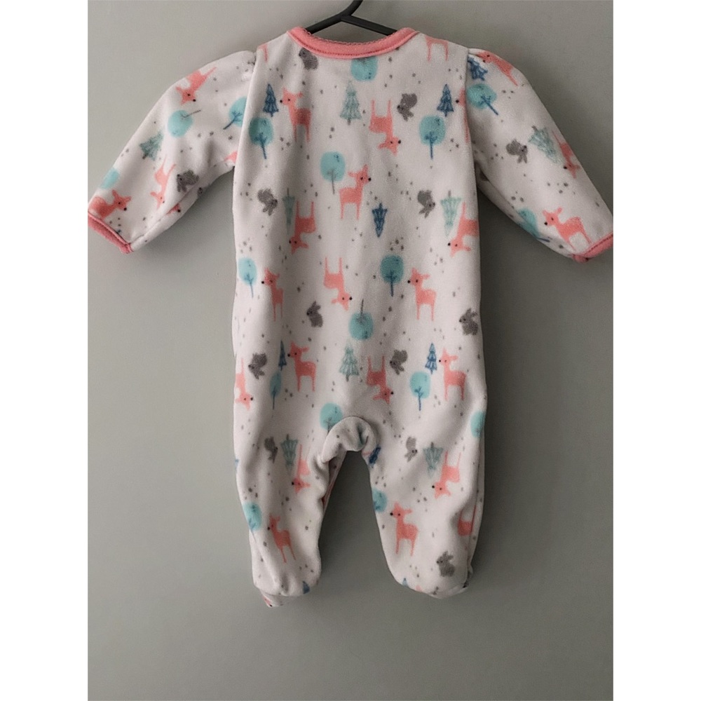 Carter’s Pajama’s - Picture 2 of 3